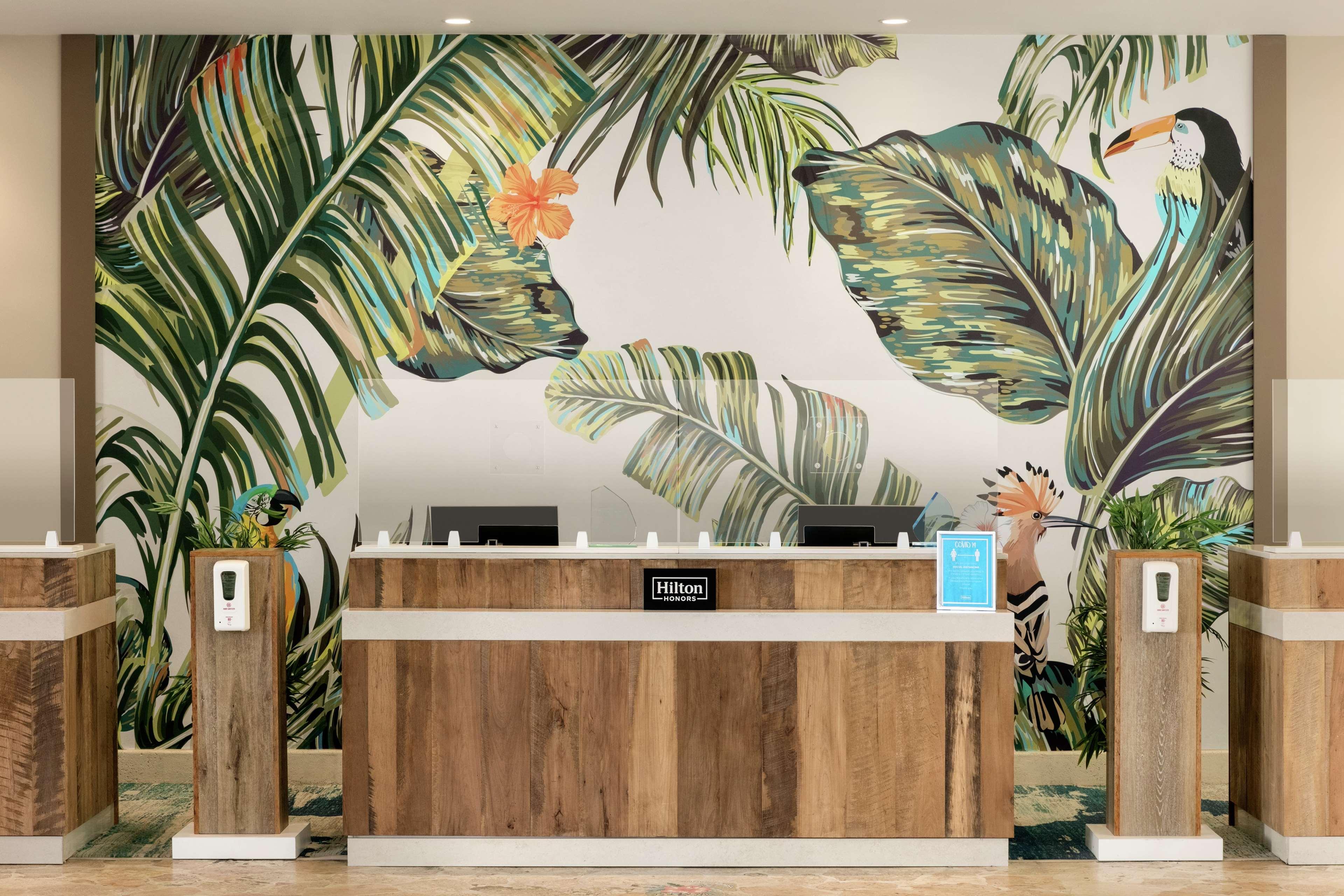 Embassy Suites By Hilton San Juan - Hotel & Casino Buitenkant foto