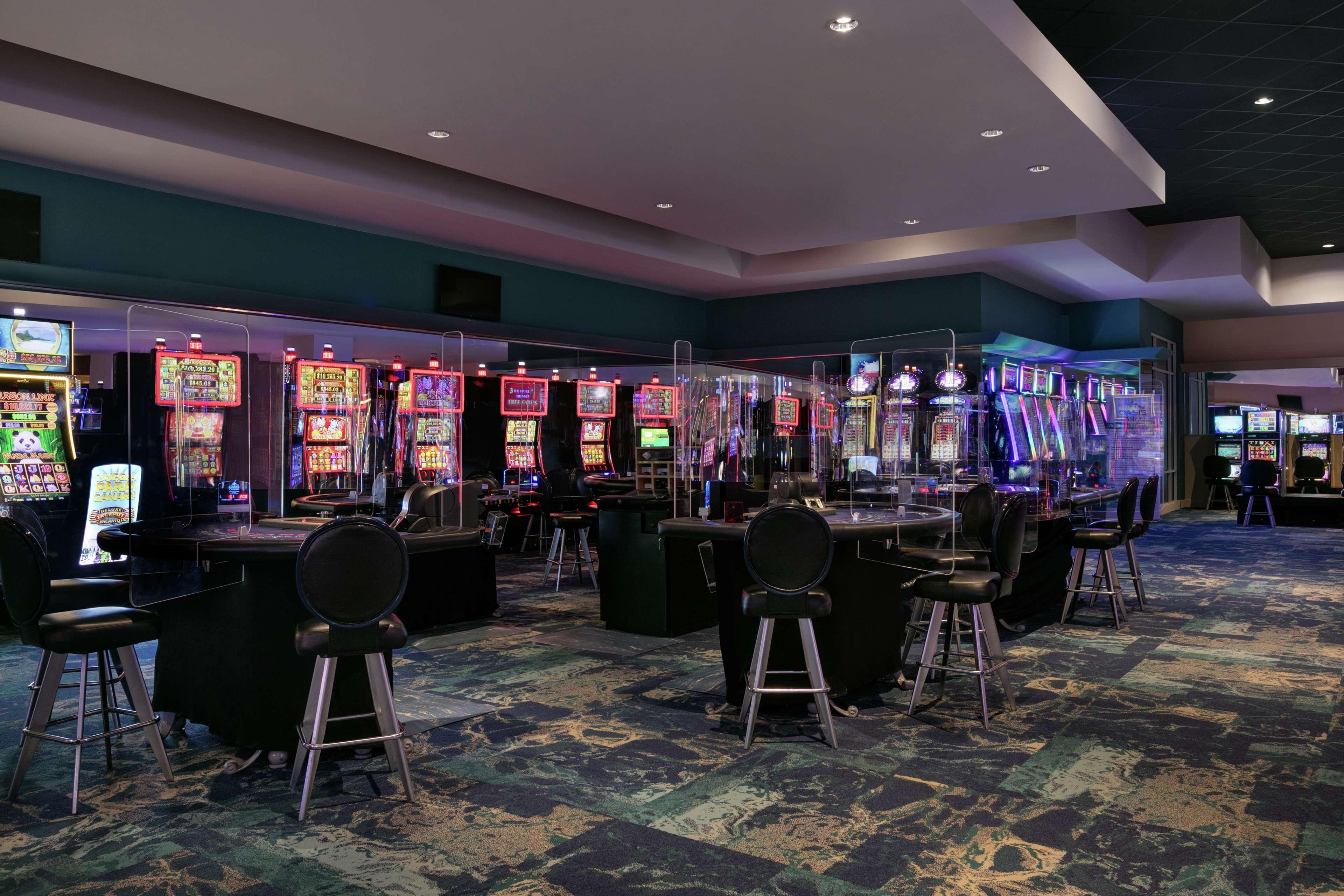 Embassy Suites By Hilton San Juan - Hotel & Casino Buitenkant foto