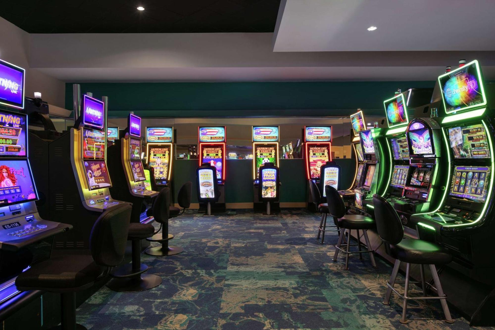 Embassy Suites By Hilton San Juan - Hotel & Casino Buitenkant foto